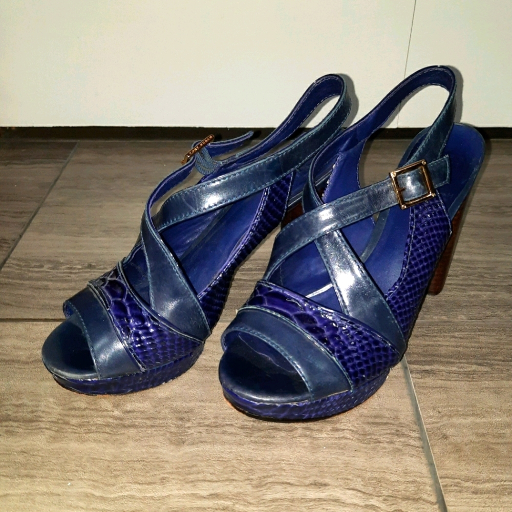 COPY - Tory Burch Deidre Snake Embrossed Leather Platform